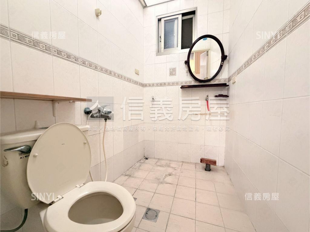 超強！活路有車庫１樓公寓房屋室內格局與周邊環境