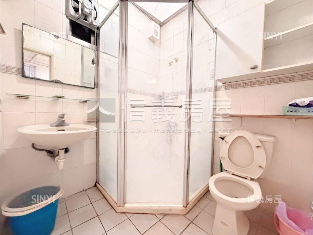 超強！活路有車庫１樓公寓房屋室內格局與周邊環境