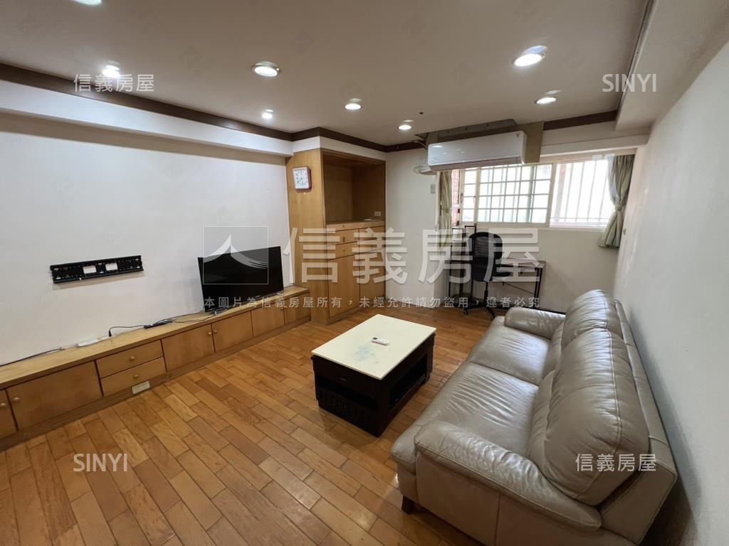 近未來捷運Ｇ１０演說家房屋室內格局與周邊環境