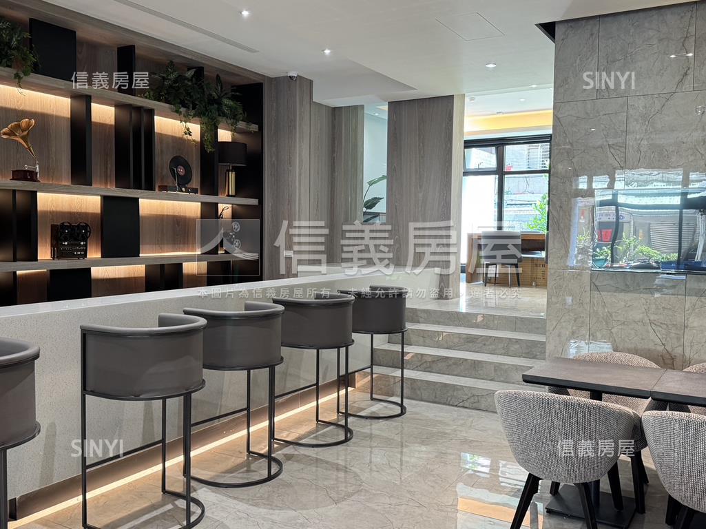 微笑昇樺邊間三房露臺戶房屋室內格局與周邊環境