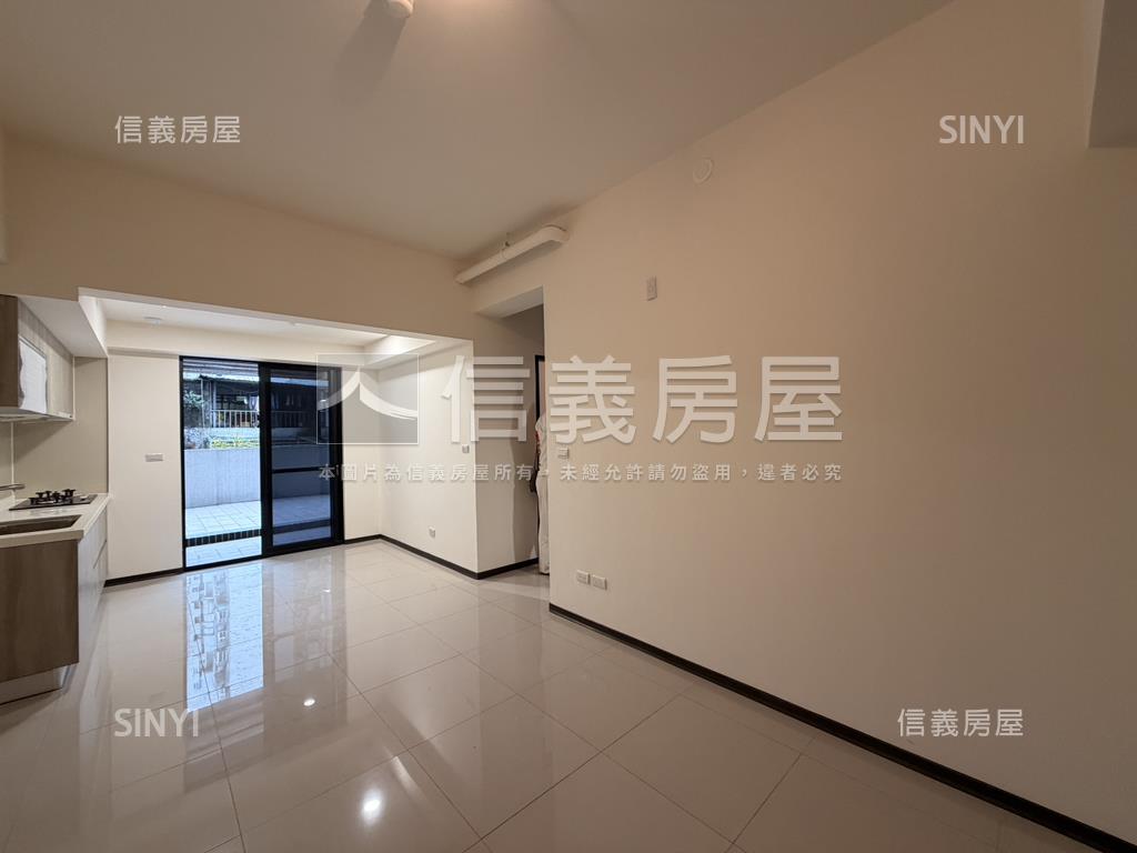 微笑昇樺邊間三房露臺戶房屋室內格局與周邊環境