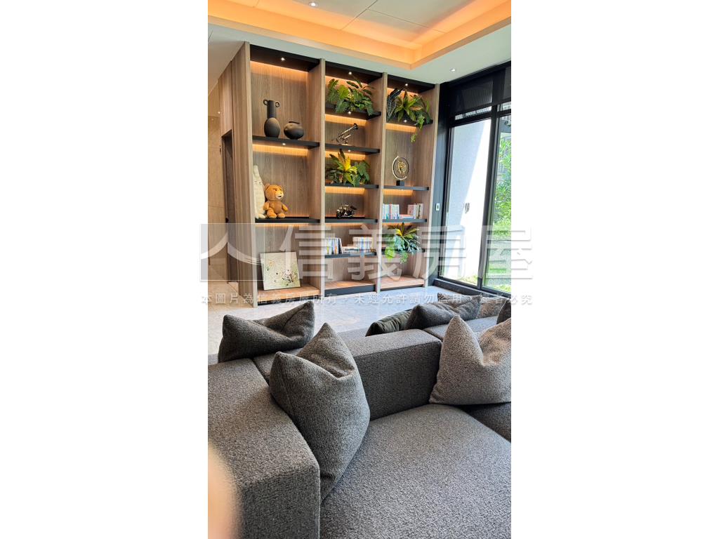 微笑昇樺邊間三房露臺戶房屋室內格局與周邊環境