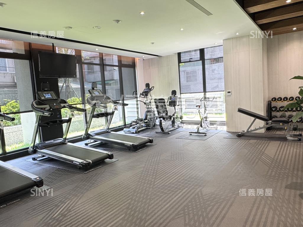 微笑昇樺邊間三房露臺戶房屋室內格局與周邊環境