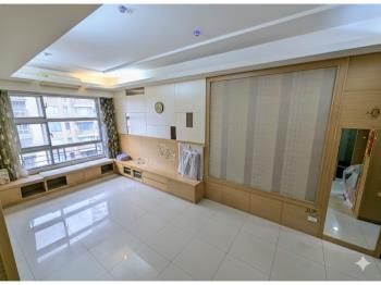 日眺晴空夜映月