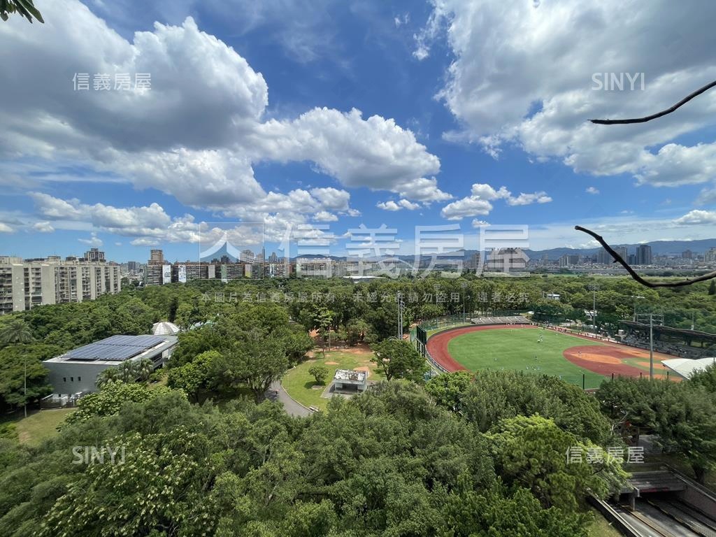 中正新城正面公園房屋室內格局與周邊環境
