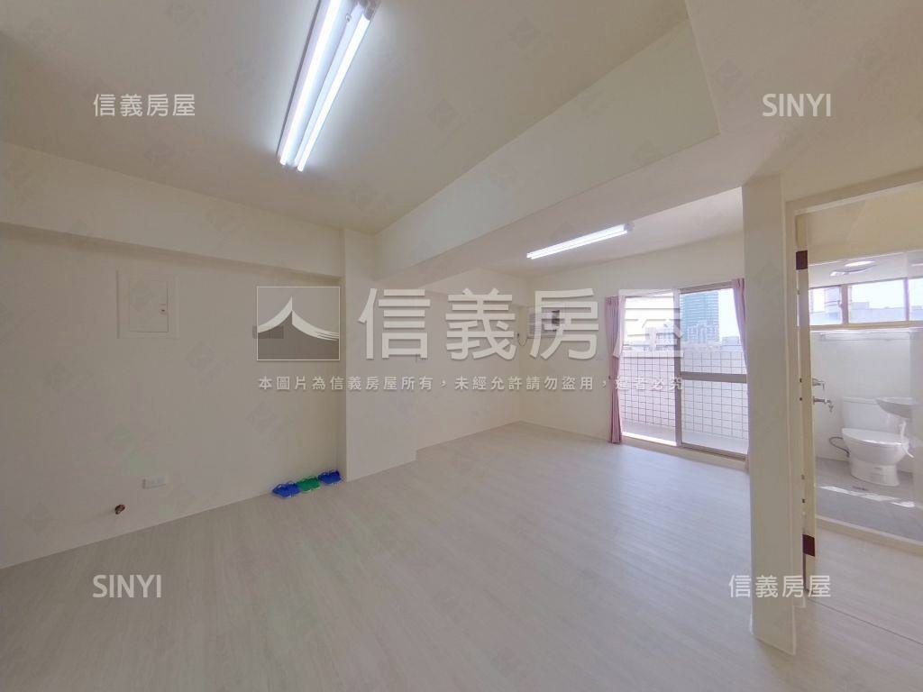 文心百利三房平移車位房屋室內格局與周邊環境