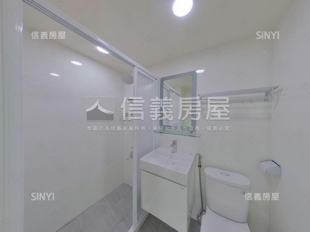 文心百利三房平移車位房屋室內格局與周邊環境