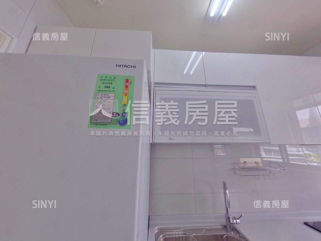 文心百利三房平移車位房屋室內格局與周邊環境