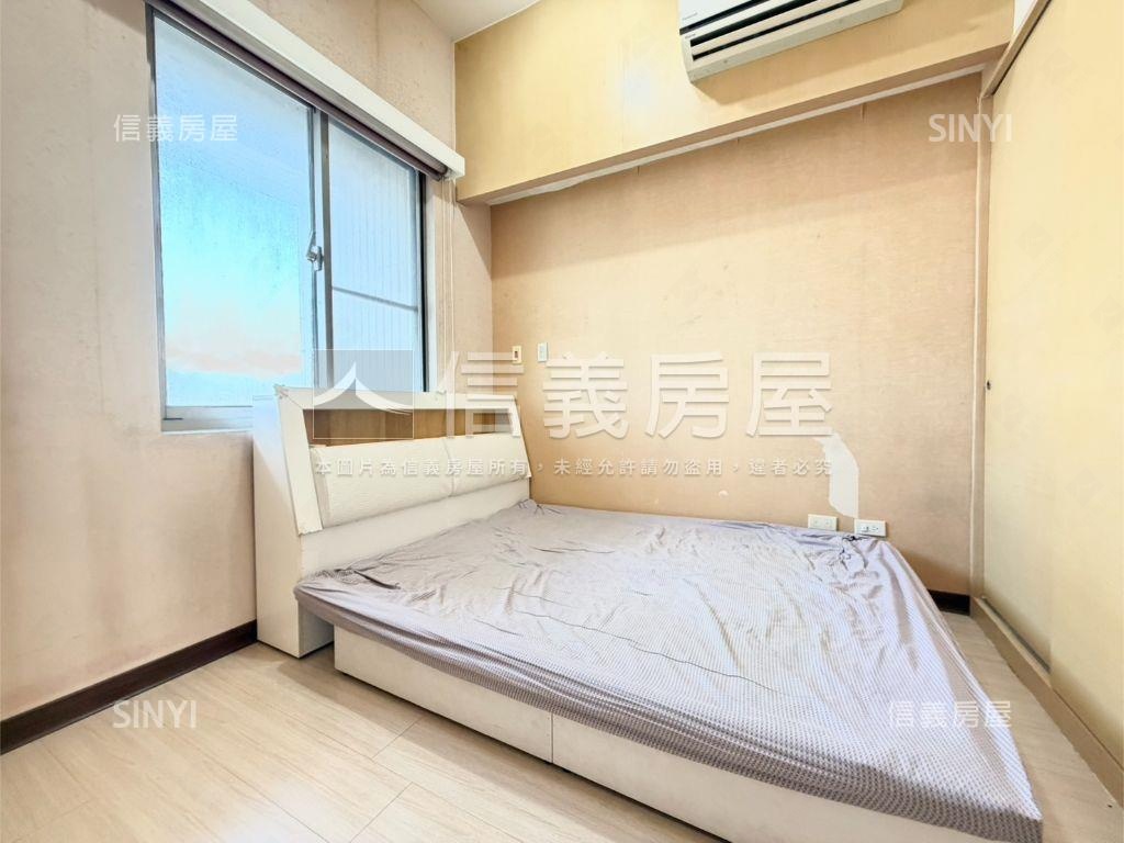 新富時代高樓景觀兩房車位房屋室內格局與周邊環境