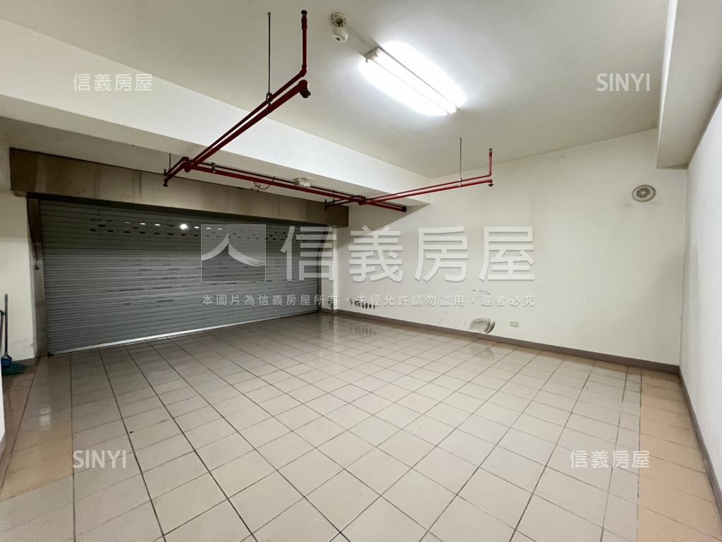 近葳格磊川大面寬車位透天房屋室內格局與周邊環境