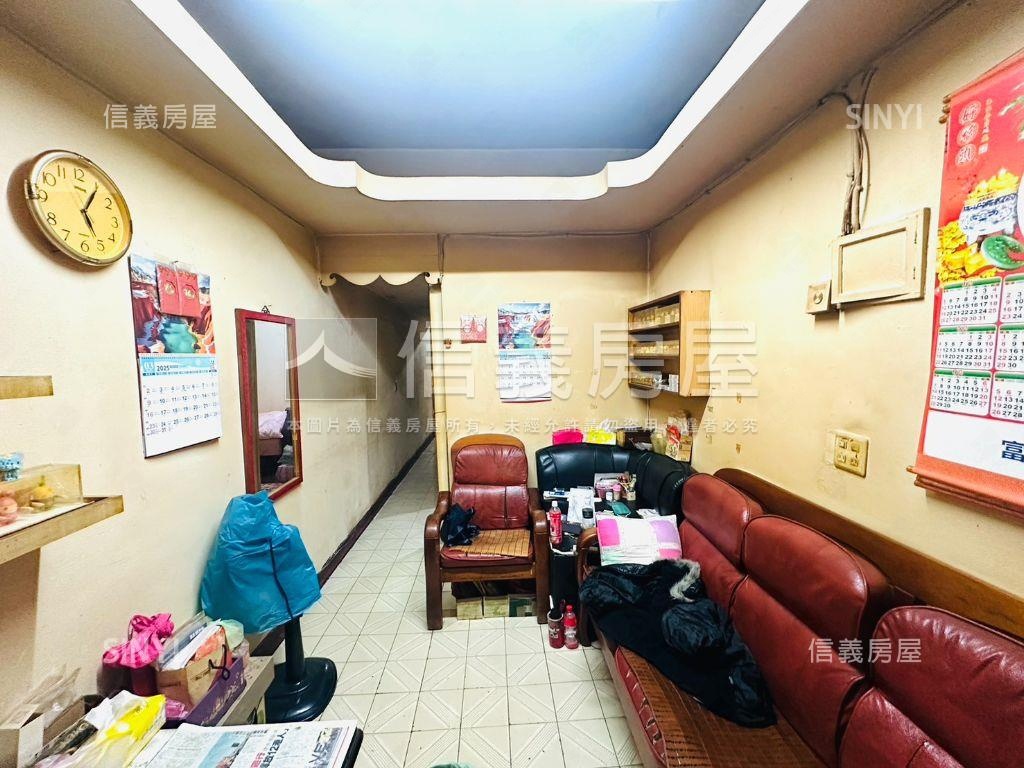 自重街公寓２樓房屋室內格局與周邊環境