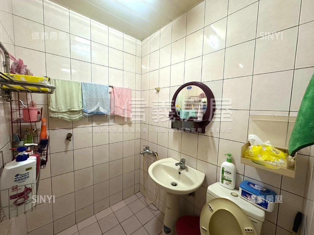 自重街公寓２樓房屋室內格局與周邊環境
