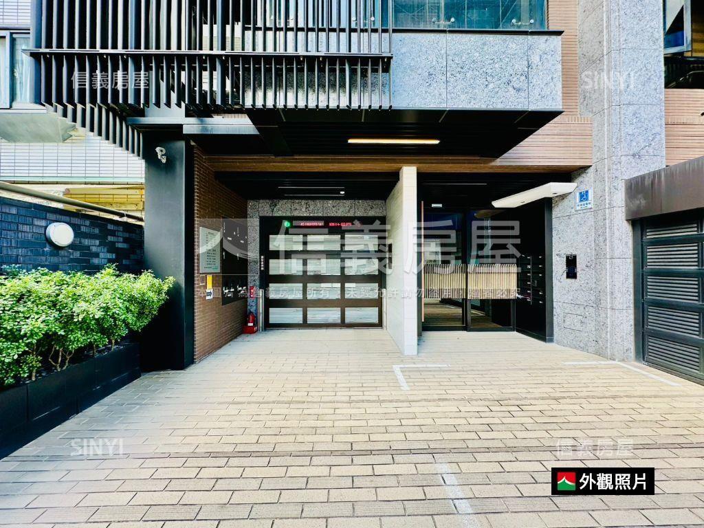 稀有露臺小天晴房屋室內格局與周邊環境