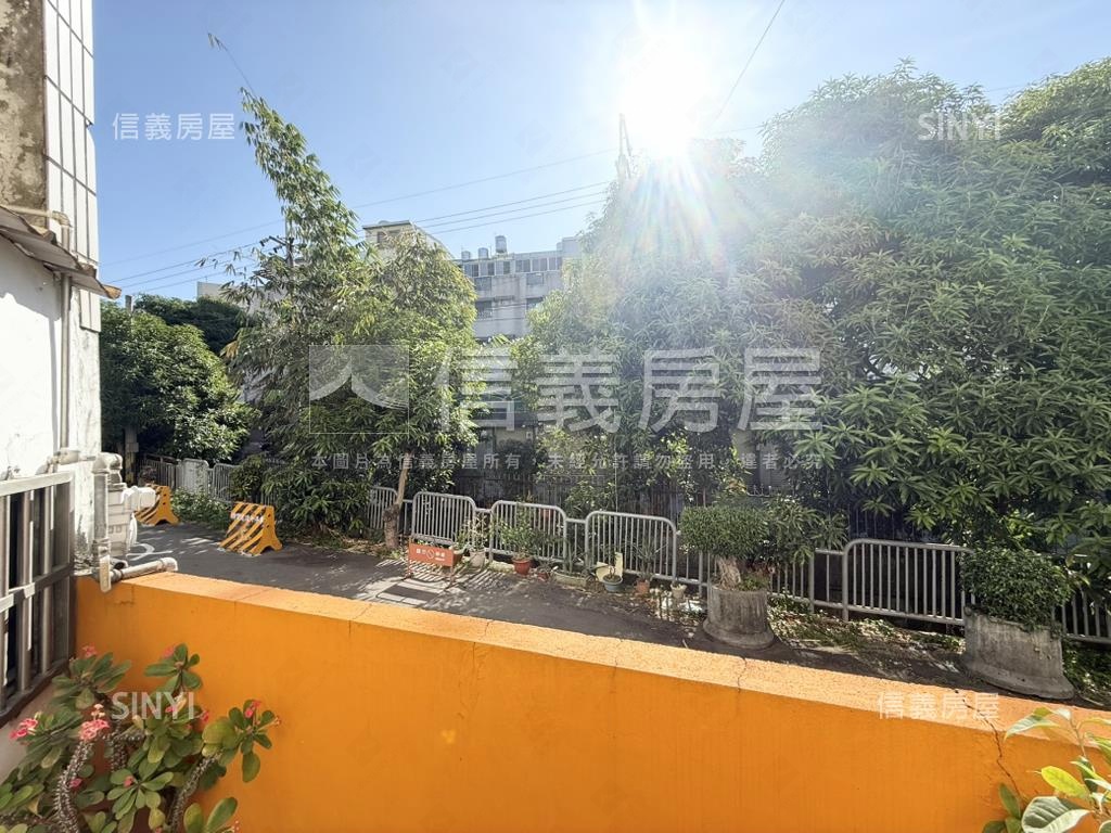 豐原臨活路透店房屋室內格局與周邊環境