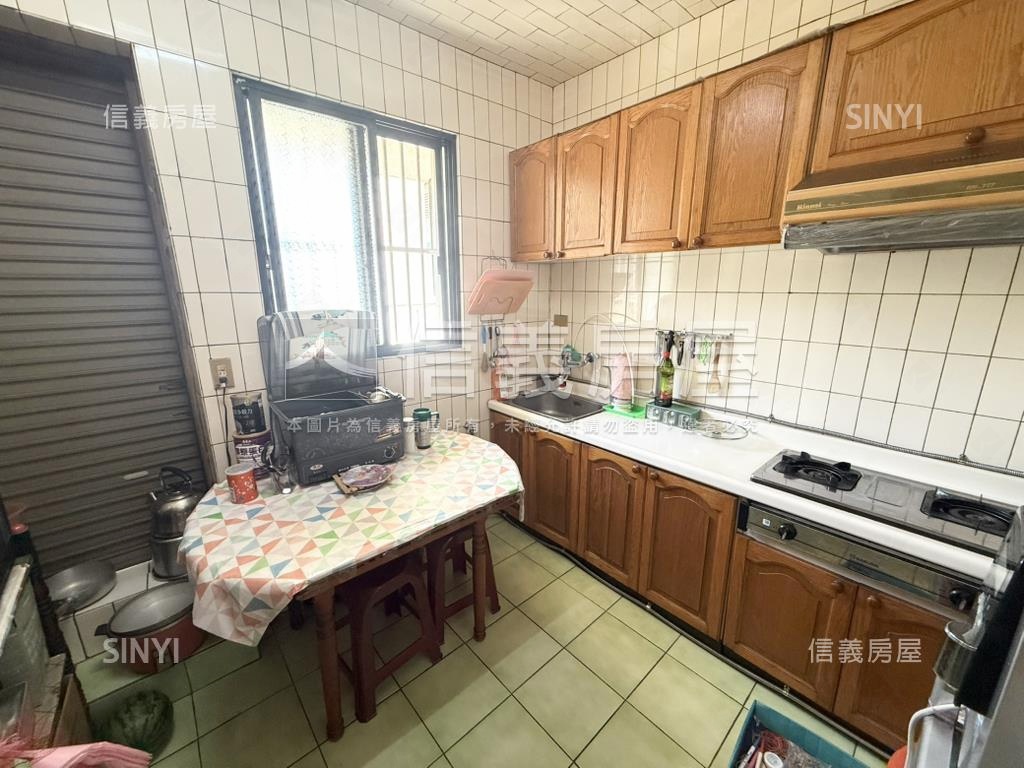 豐原臨活路透店房屋室內格局與周邊環境