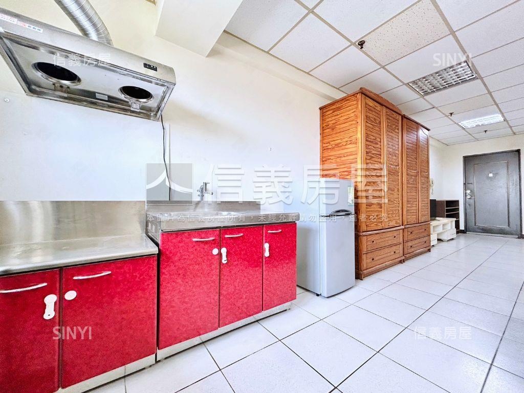 林鼎建設近中國醫大套房房屋室內格局與周邊環境