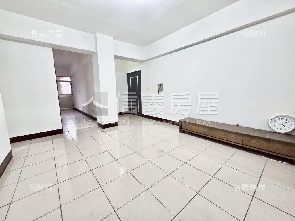 東輝邊間稀有珍寶２房房屋室內格局與周邊環境