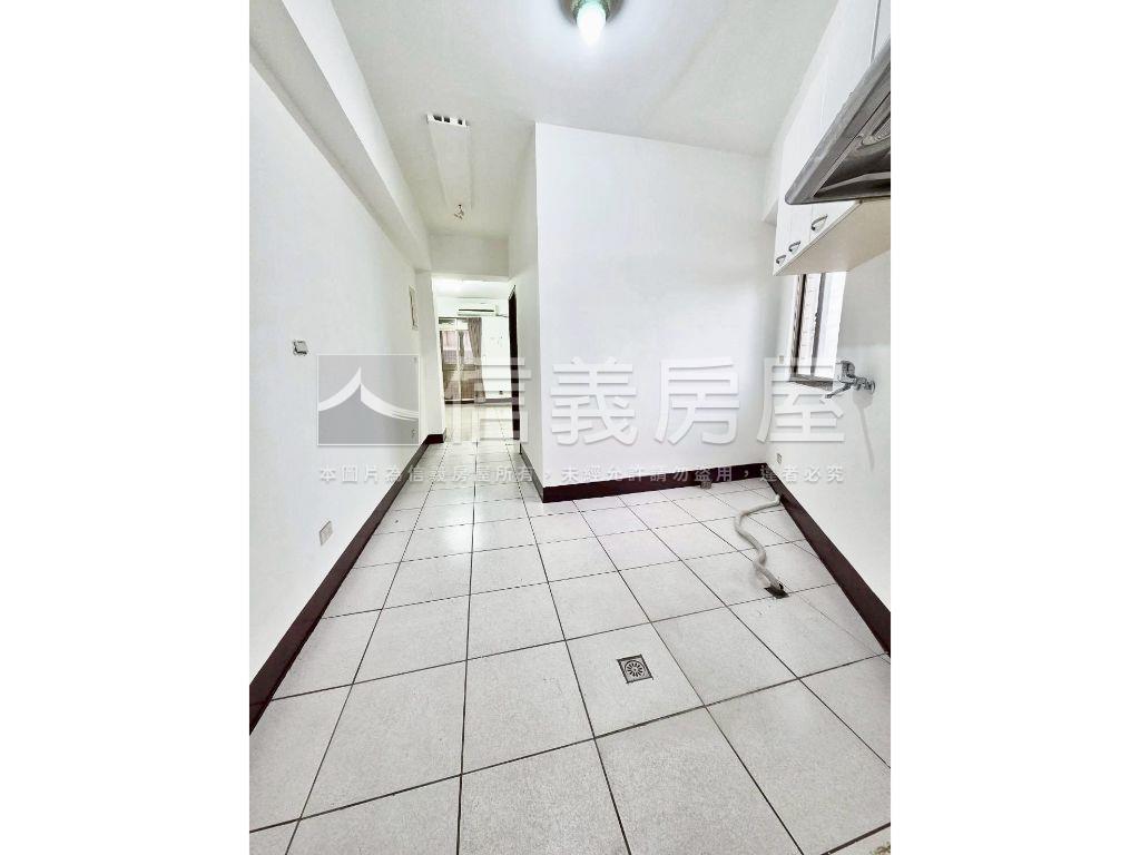 東輝邊間稀有珍寶２房房屋室內格局與周邊環境