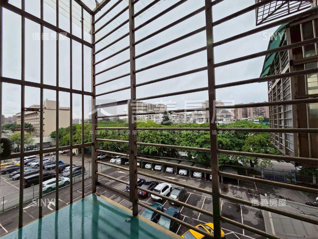 東輝邊間稀有珍寶２房房屋室內格局與周邊環境