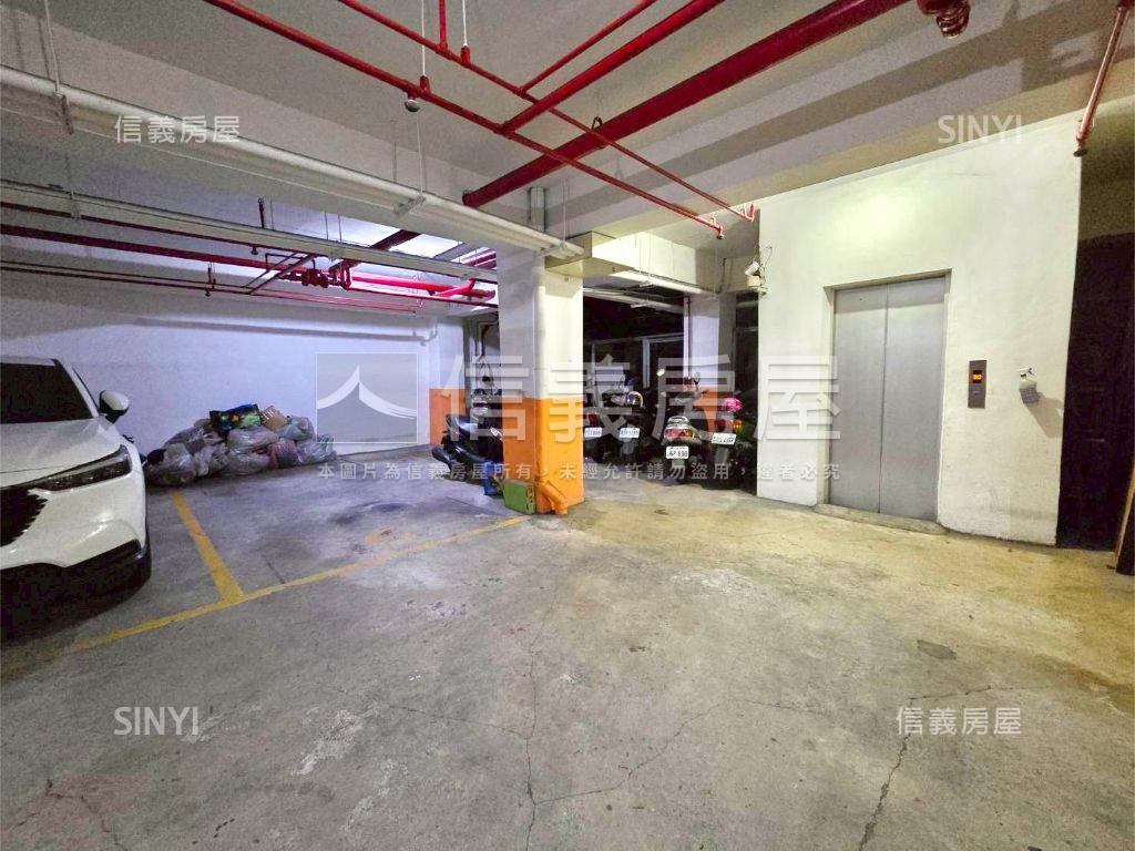 東輝邊間稀有珍寶２房房屋室內格局與周邊環境