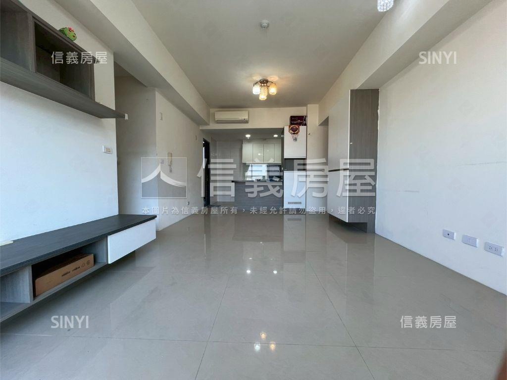 微笑城市三房車位美屋可看房屋室內格局與周邊環境