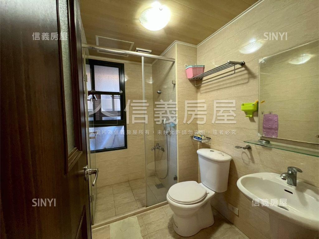 微笑城市三房車位美屋可看房屋室內格局與周邊環境