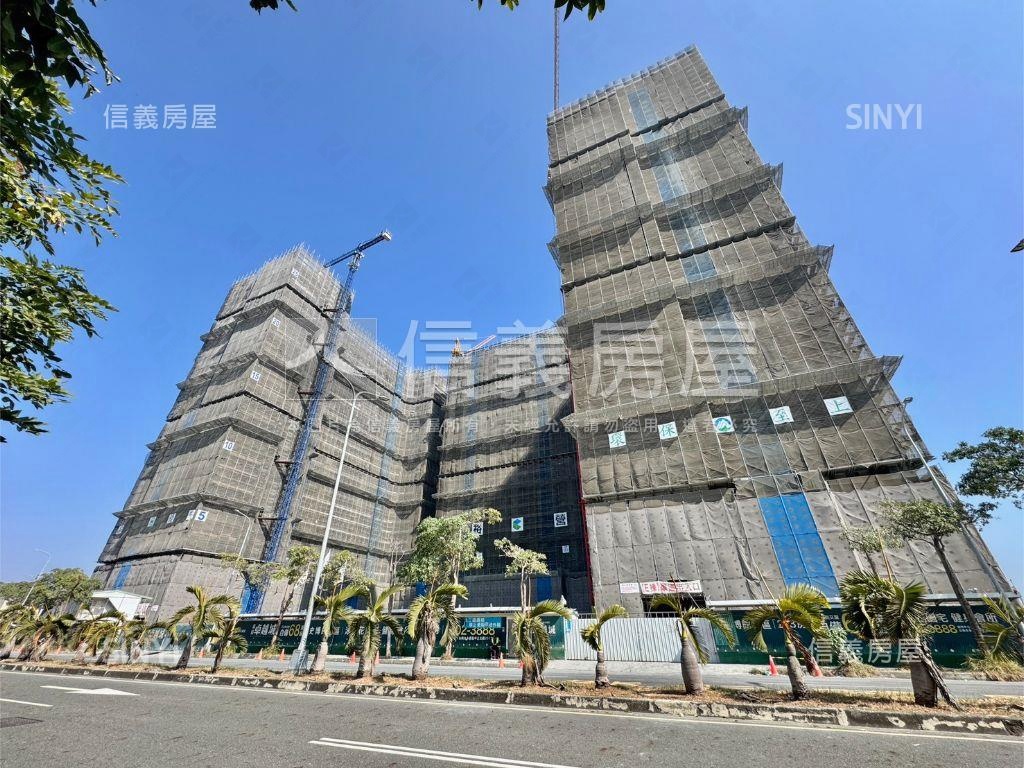 南科卓越城Ｂ０７棟次頂樓房屋室內格局與周邊環境