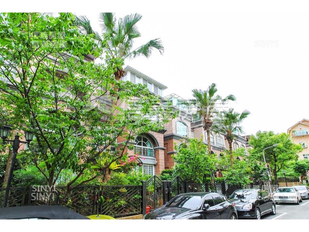 四期環境清幽湖綠歐別墅房屋室內格局與周邊環境