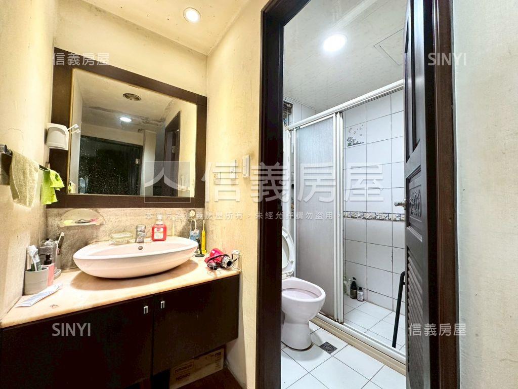 四期環境清幽湖綠歐別墅房屋室內格局與周邊環境