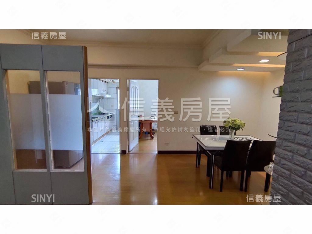 西屯高樓視野大三房車位房屋室內格局與周邊環境