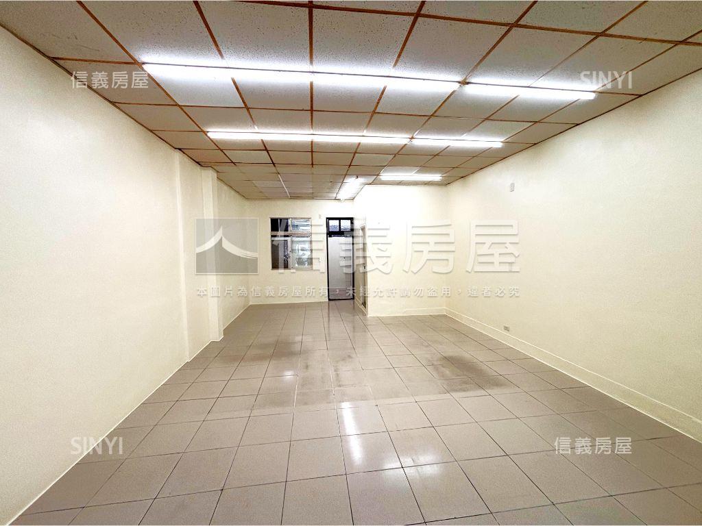 忠順發財‧金鑽店面房屋室內格局與周邊環境