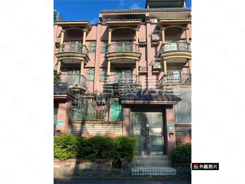 水碓庭院車庫別墅房屋室內格局與周邊環境