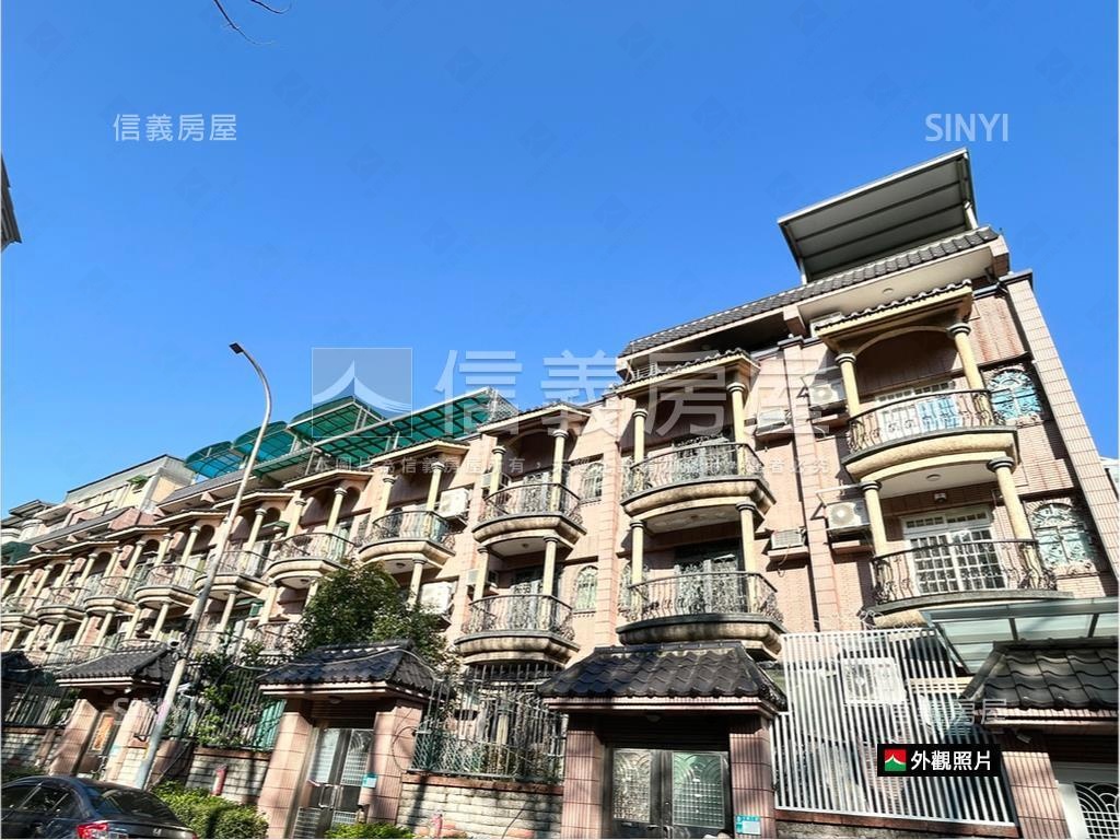 水碓庭院車庫別墅房屋室內格局與周邊環境