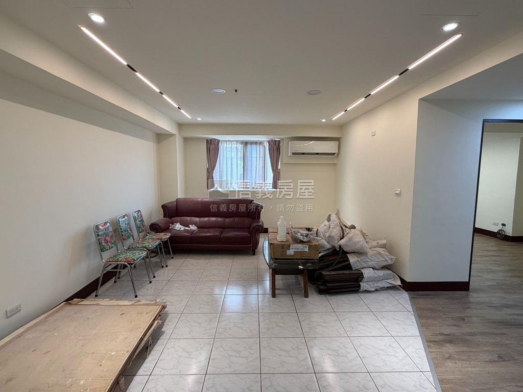 近精誠高中美２房房屋室內格局與周邊環境