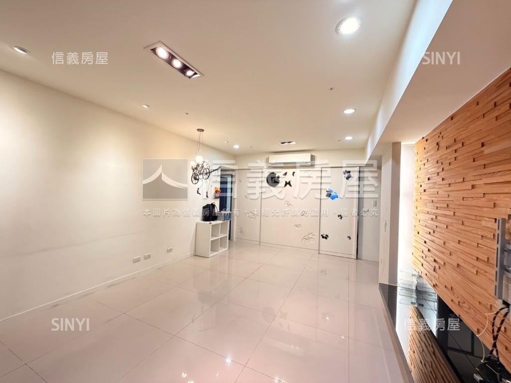 光之建築次頂樓視野大平車房屋室內格局與周邊環境