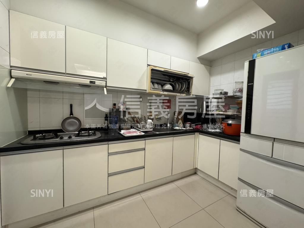 專永信大坪豪邸４房雙平車房屋室內格局與周邊環境