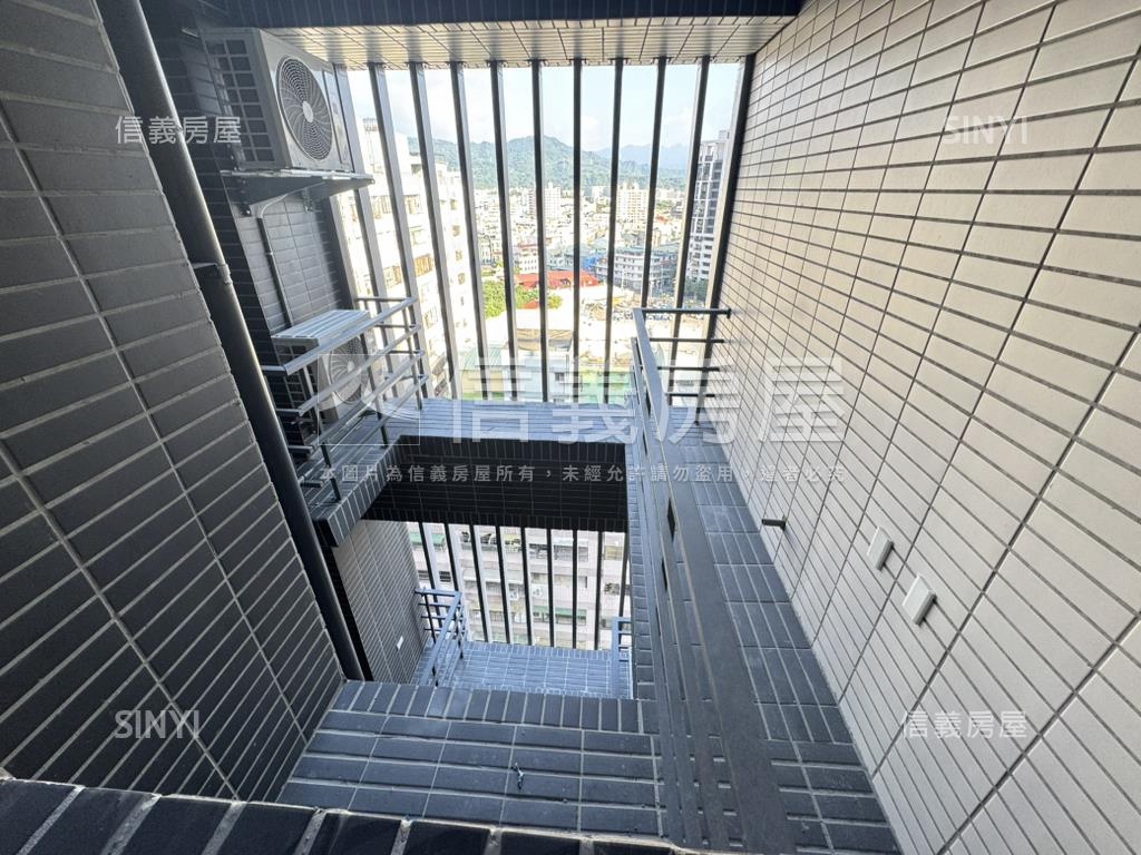 興波視野三房附雙平車位房屋室內格局與周邊環境