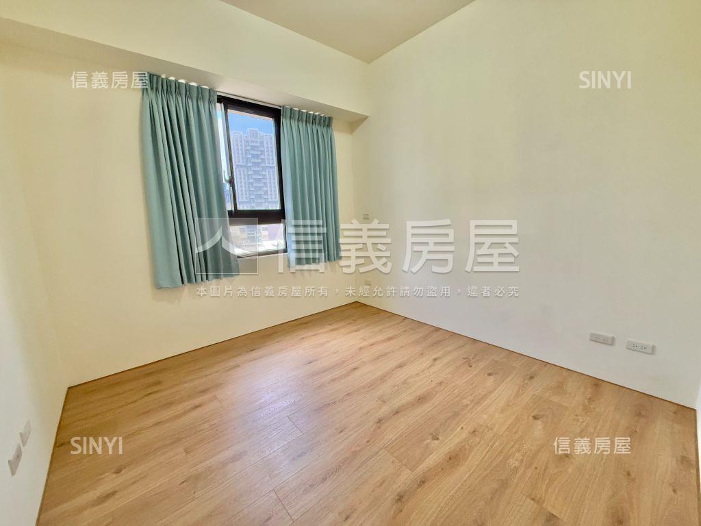 宏台松御視野二房機上車位房屋室內格局與周邊環境