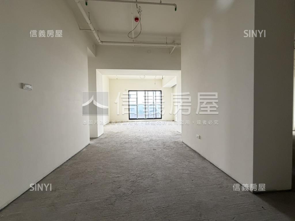 面綠園道稀有合併帝王戶房屋室內格局與周邊環境