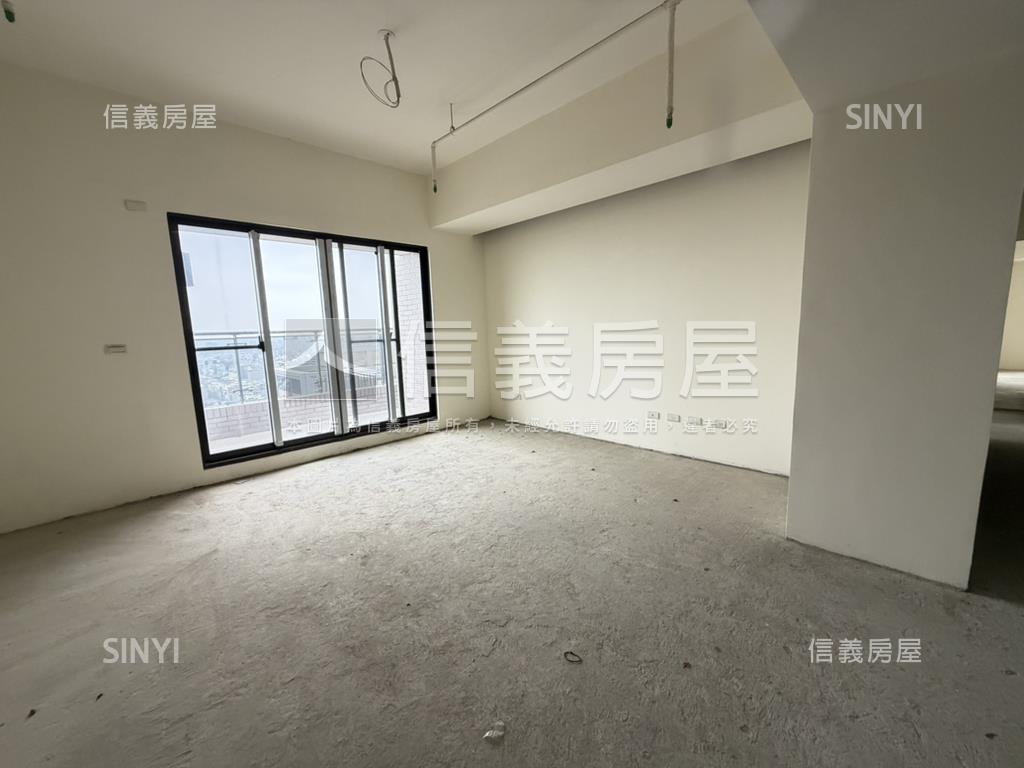 面綠園道稀有合併帝王戶房屋室內格局與周邊環境