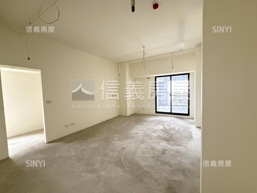 面綠園道稀有合併帝王戶房屋室內格局與周邊環境