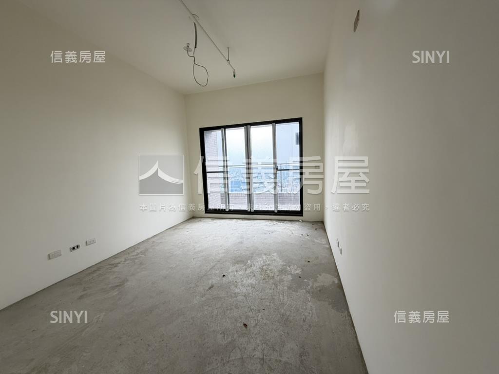 面綠園道稀有合併帝王戶房屋室內格局與周邊環境