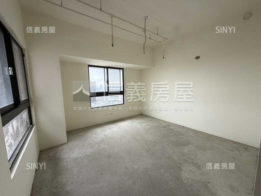 面綠園道稀有合併帝王戶房屋室內格局與周邊環境