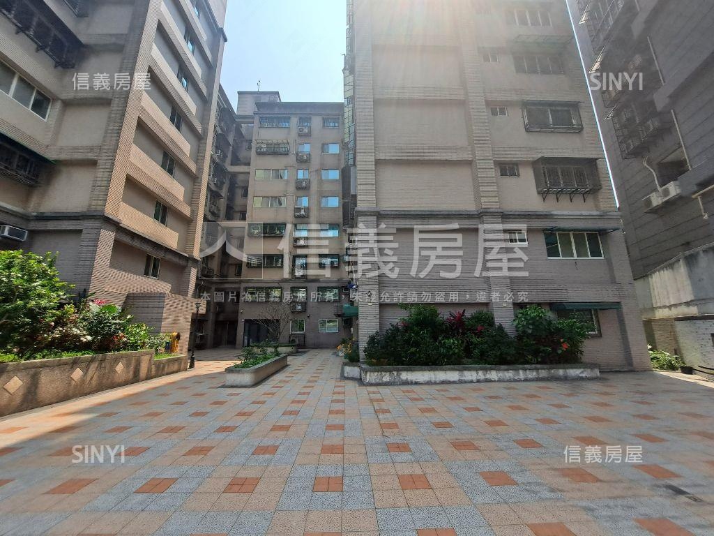 明志科大電梯三房車位房屋室內格局與周邊環境