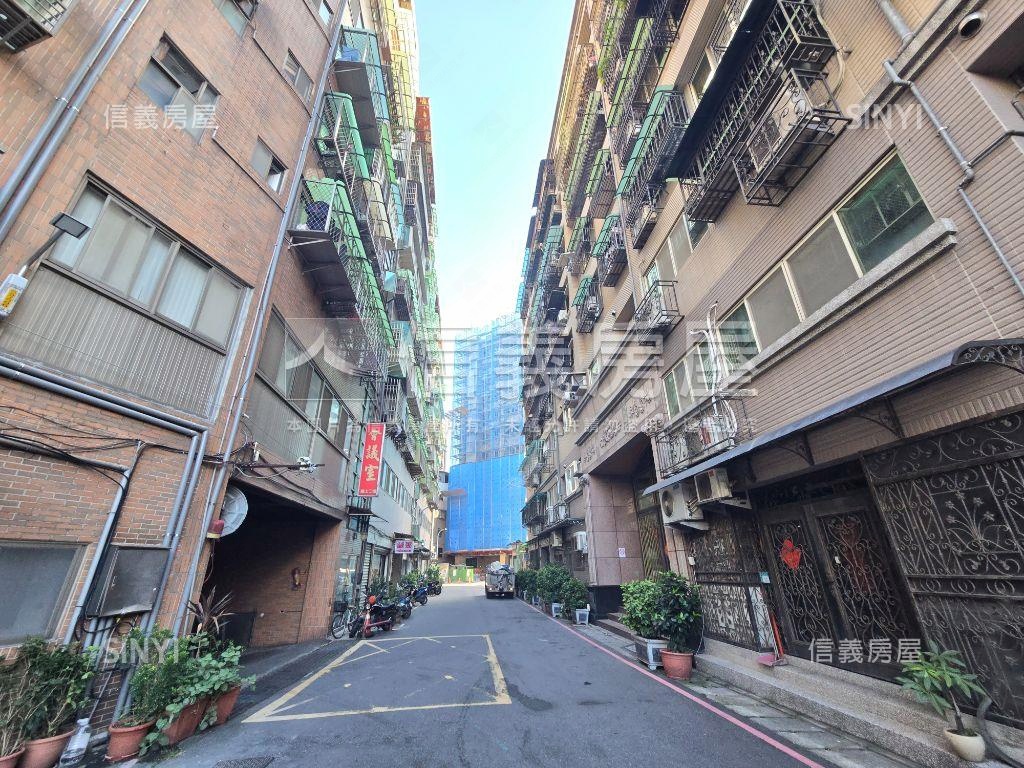 明志科大電梯三房車位房屋室內格局與周邊環境