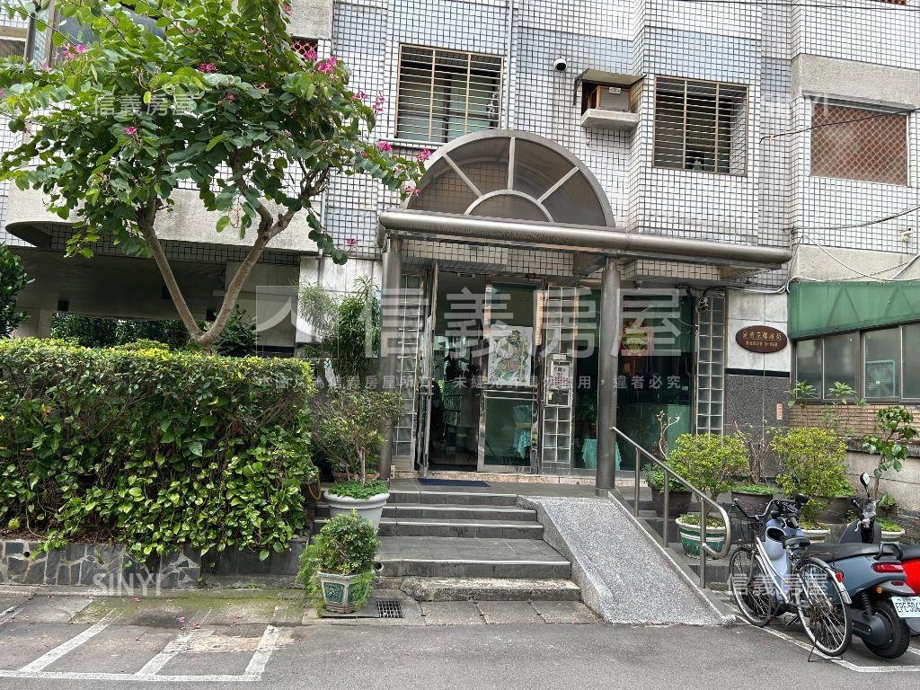 京都蓮苑稀有樓中樓景觀戶房屋室內格局與周邊環境
