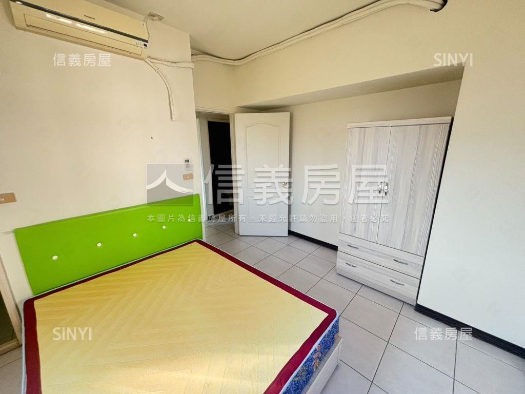 超級大文心三房平車讚房屋室內格局與周邊環境
