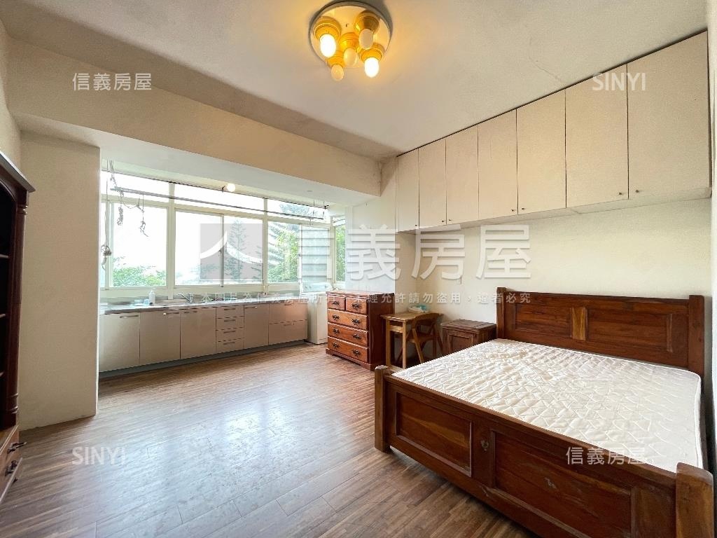 花園新城山景美宅房屋室內格局與周邊環境