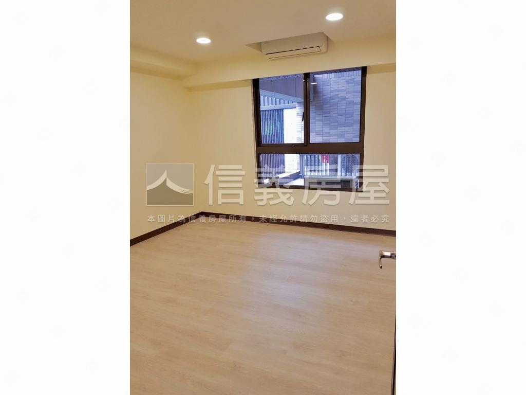 別具匠心帝璟稀有露臺景觀房屋室內格局與周邊環境