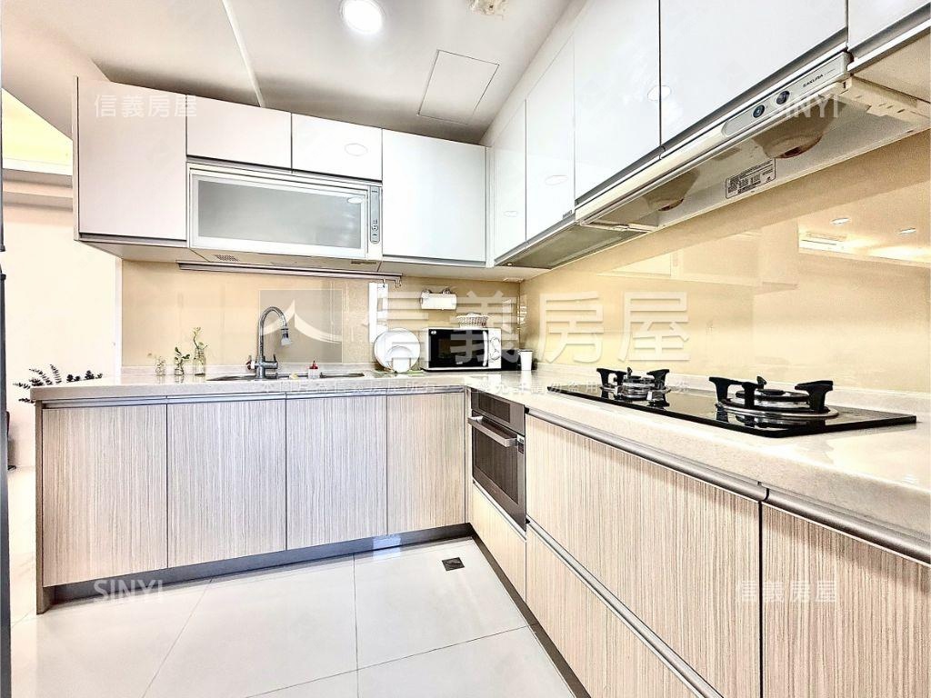 國聚三房平車高樓視野戶房屋室內格局與周邊環境